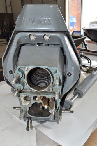 Yamaha oem sterndrive transom and gimbal housing assembly