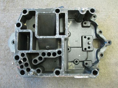 1989 mercury/ mariner 3cyl. 75hp exhaust plate assy. p/n 42954a3