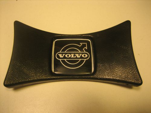 Vintage volvo 140 steering wheel center horn button 142 144 145 1800 s