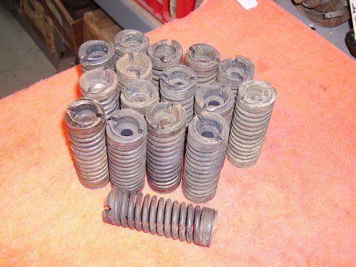 1930-38 packard standard 8  valve springs.  (16).