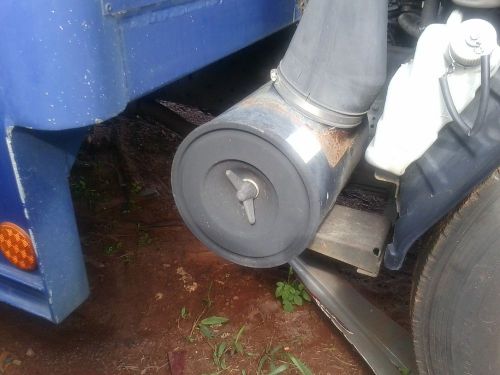 1999-early 2007 isuzu npr/nqr/w3500/w4500/w5500 air cleaner box