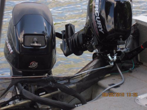 Outboard motor  25hp mer  4stroke 2012yr  still under warranty remote power till