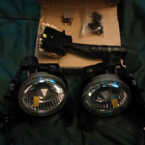 Subaru impreza, wrx, and sti oem fog light kit part# h4510fg000
