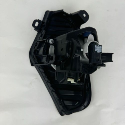 Oem 2019 - 2022 toyota rav4 front right fog light lamp &amp; trim cover 81210-02160