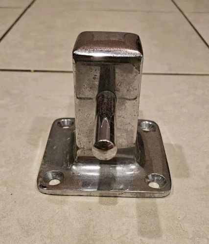Vintage boat dock t cleat 2 1/2&#034; bars with 5&#034; base marine parts free shipping!!