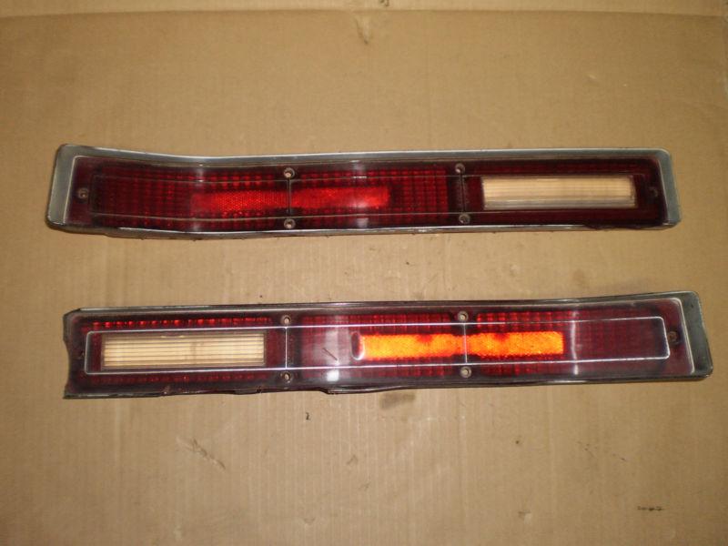 Pair tail light lens 71 buick gs skylark also 72