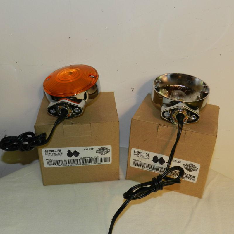 Pair (2) harley davidson 68398-88 lamp, dom, fltc