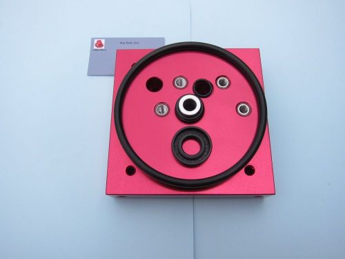 Lowrider hydraulics red anodized block, 1/2&#034; port, 3/8&#034; top return &amp; seals