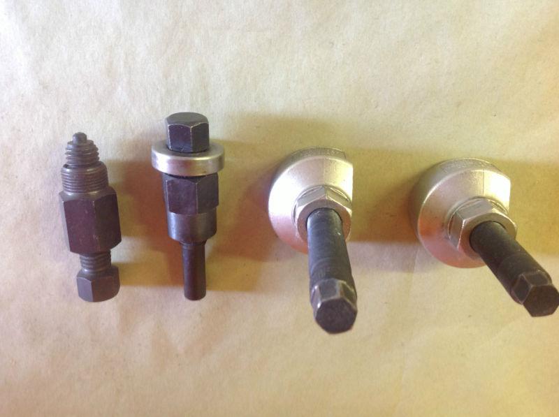 Snap on alternator and p/s pulley installation and removal kit