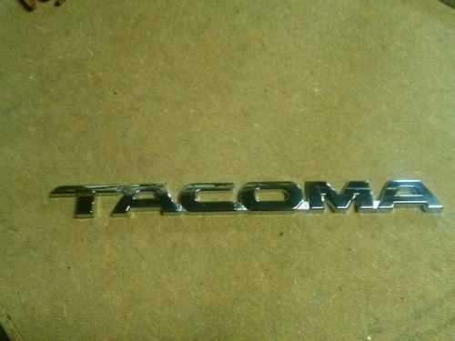 2005-2012 toyota tacoma chrome emblem