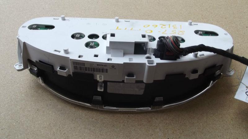 2005 CHRYSLER TOWN COUNTRY Instrument cluster speedometer control panel OEM, US $49.00, image 2