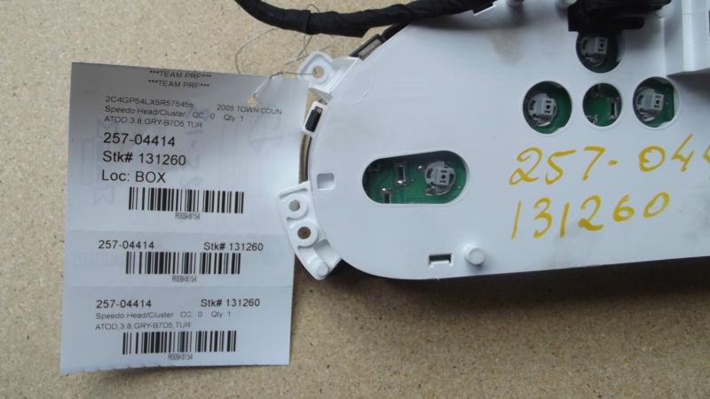 2005 CHRYSLER TOWN COUNTRY Instrument cluster speedometer control panel OEM, US $49.00, image 5