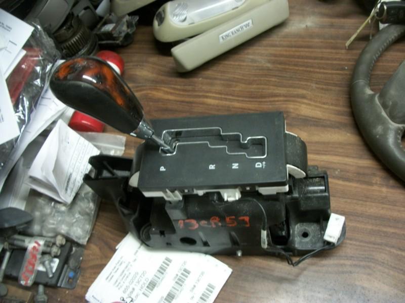 06 chrysler 300 floor shift/shifter assembly _____ 5 spd auto 345213