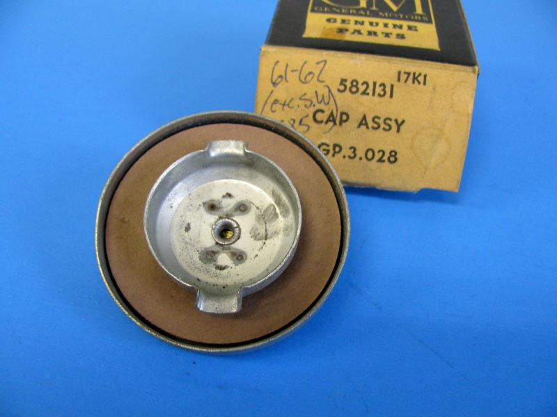NOS 1961 1962 Oldsmobile (Exc. Stn Wgn & F85) Vented Gas Cap 582131 3.028, US $49.95, image 2
