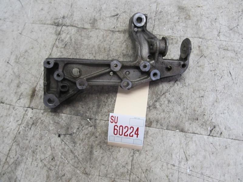 05 06 vw jetta 2.5l right passenger side engine mount bracket oem 23996
