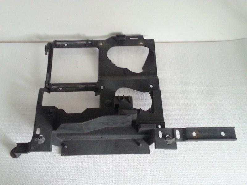 99-02 chevy silverado lh headlight bracket all tabs!  15036213 