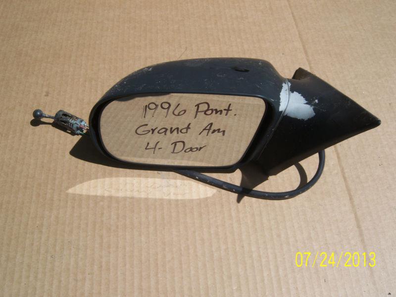 1996 pontiac grand am left side manually adjusted mirror (4 door)