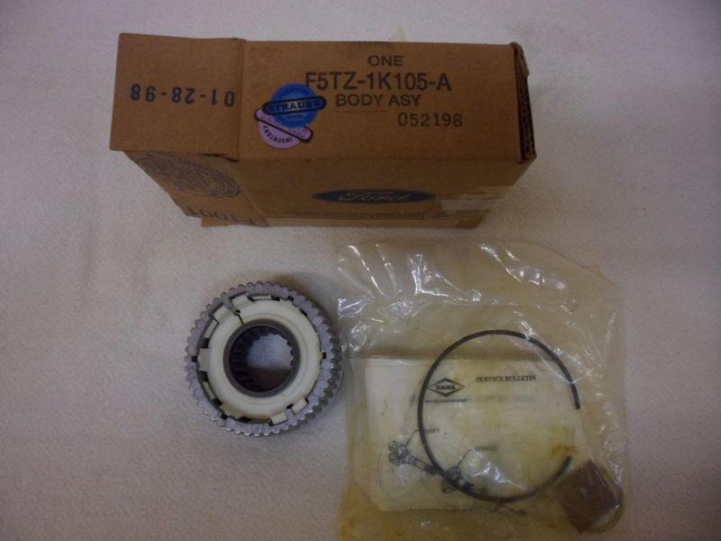 Find Ford F 150 and Bronco Front 4x4 locking hubs fits 1995 1996 (two