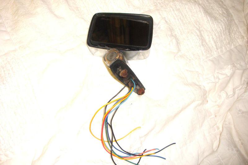 Find 81 82 83 84 85 86 LINCOLN TOWN CAR SIDE VIEW MIRROR with