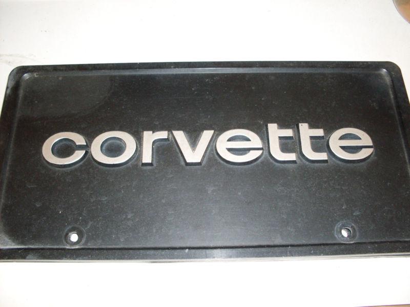 Corvette dealer showroom license plate