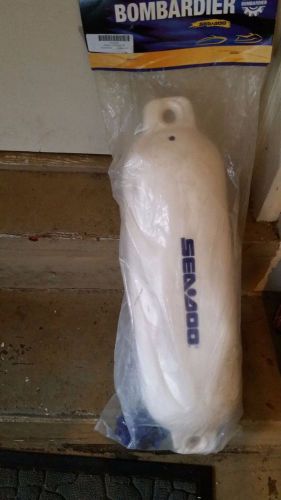 New!!! white seadoo fender