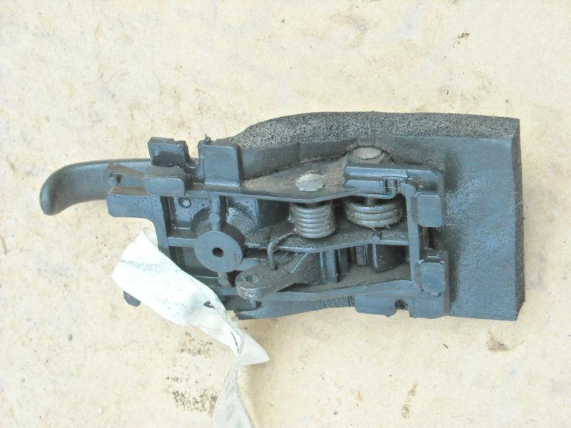 Find 92 Ford Explorer Inside Door Handle L/R in Richmondville, New York, US, for US 15.99
