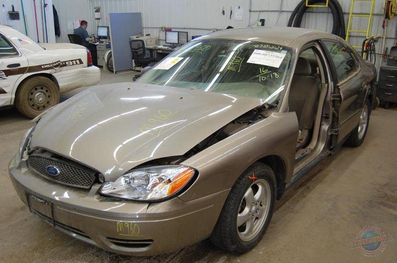 Front spindle / knuckle taurus 888116 04 05 06 07 rght frnt less hub