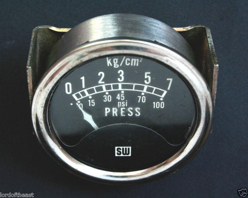 Steward warner oil press gauge 0 - 100 psi /0-7 bar