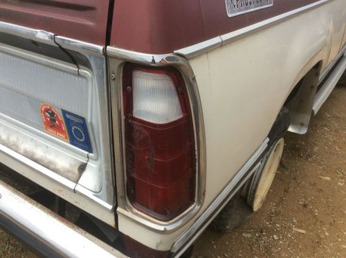 1979 plymouth trail duster right tail light bezel