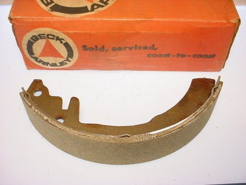 Renault r12 &amp; r16 rear brake shoes  081-0762