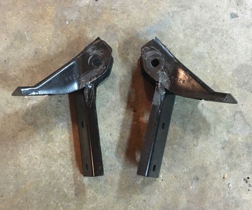 Polaris fusion upper shock mount plates