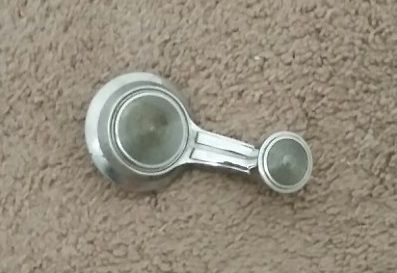 Window crank handle - vent window