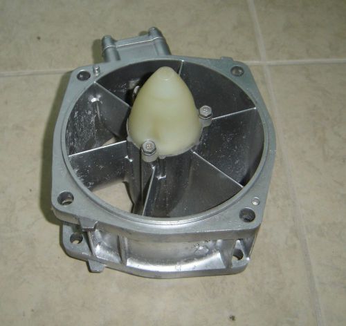 Yamaha  jet pump impeller duct stator guide housing pwc jetski boat fx140
