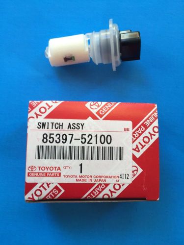 Brand new - toyota/lexus/scion windshield washer level sensor part# 85397-52100