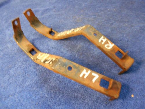 1950 ford passenger  lh and rh  grille support brackets  816