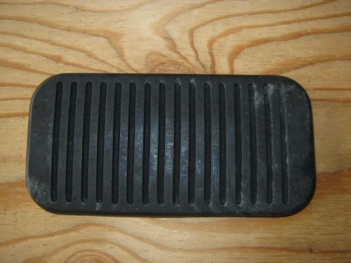 Nos jeep sj cherokee,grand wagoneer, j10/20 brake pedal pad for a/t  j5363 521