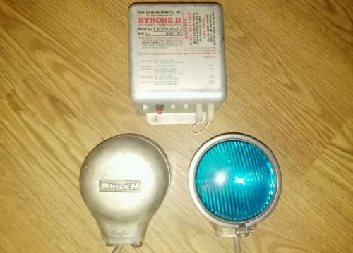 Vintage 1960s - 5&#034;  whelen  1 pr. blue lights - diecast metal with controle unit