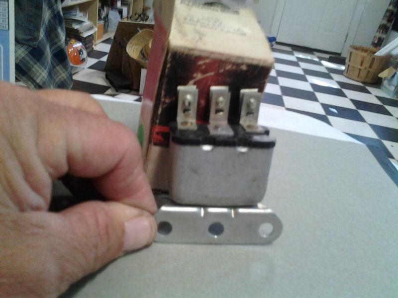 Autolite FA-13853-A Horn relay & bracket, US $18.00, image 4