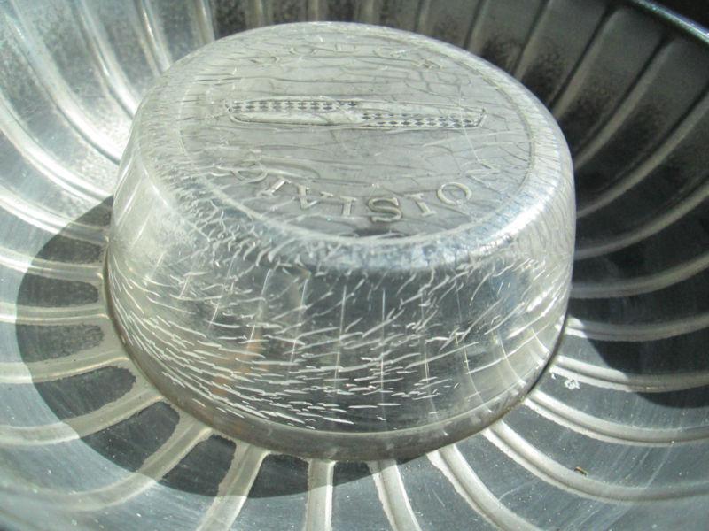 VINTAGE DODGE DIVISION HUBCAP 15 INCH, US $13.99, image 2