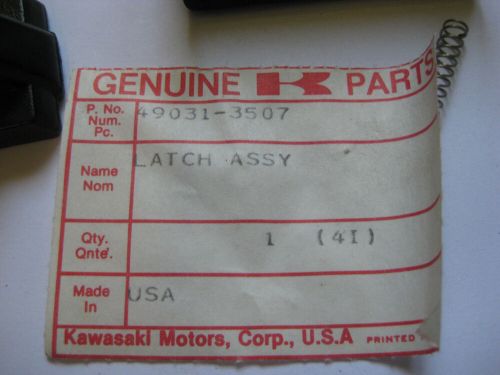 GENUINE 49031-3507 KAWASAKI 1981 INVADER SNOWMOBILE HEADLIGHT LATCH ASM., US $18.00, image 3