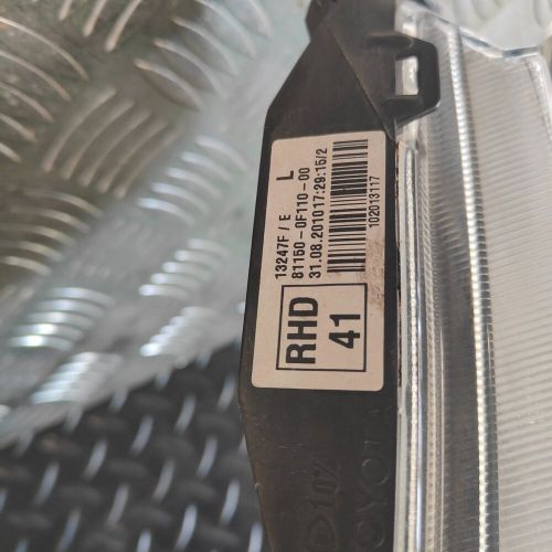 2010 toyota verso passenger left side headlight 13247f 81150-0f110-00