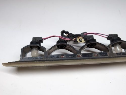 1994-9794 95 96 97  dodge ram oem 3rd brake light cargo bed lamp third