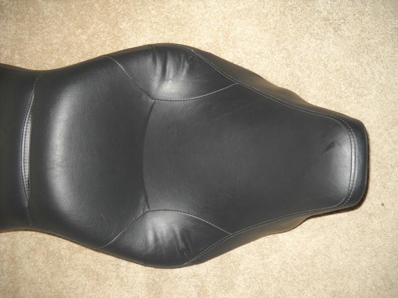 Find HARLEY FLH COMFORT STICH TOURING SEAT EXCELENT CONDITION, 1997