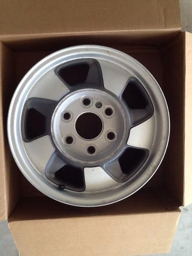 16x7 suburban avalanch tahoe  factory alloy 2000 2001 2002 5096 wheel rim