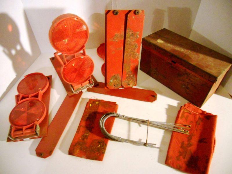 Vintage heavy metal signal stat 793 metal flares