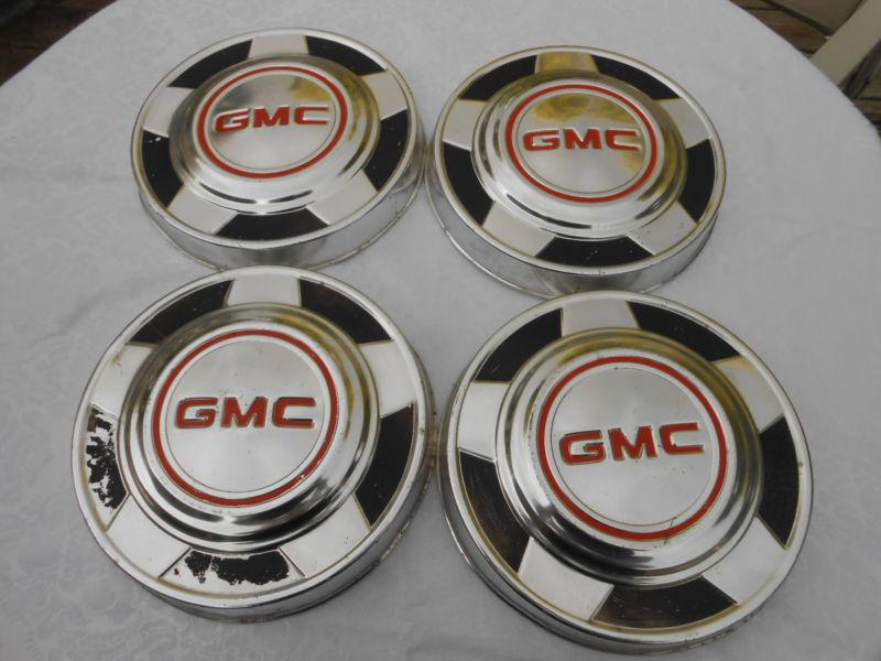 Vintage gmc hub cap wheel cover 10"- set of 4