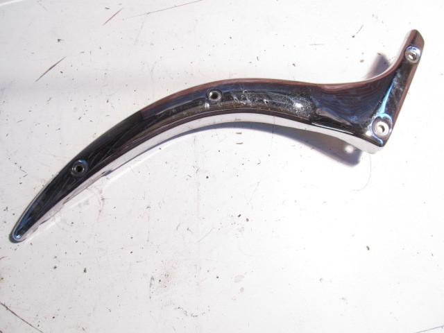 Suzuki vz800 marauder vz 800 2003-03 right rear fender bracket 127520