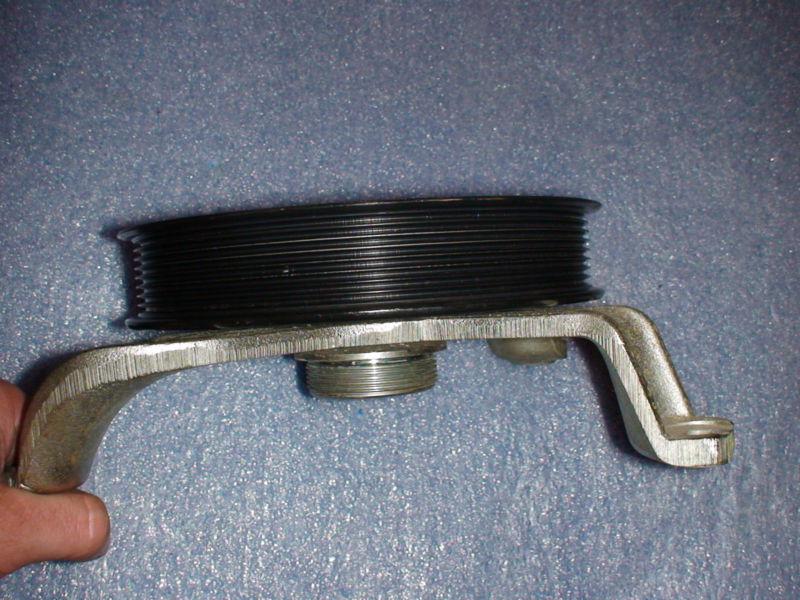 Find 9904 Ford F150 Lightning lower supercharger crank pulley, Eaton swap 5.4SOHC in Coloma