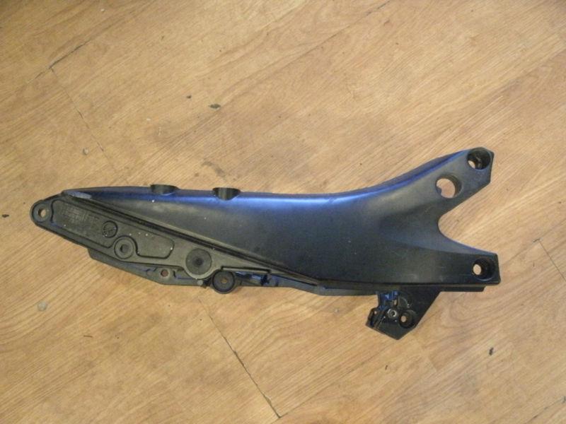  2007 07 2006 06 suzuki gsxr 600 750 gsxr600 gsxr750 oem subframe sub frame 