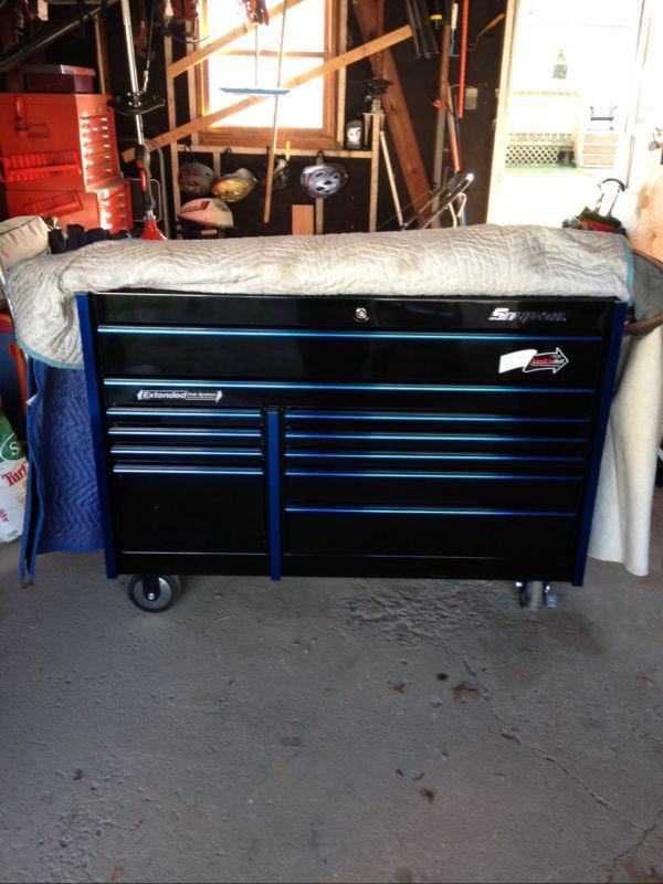 Snap on krl722 11 drawer double bank tool box 54'' x 24'' black with blue accent